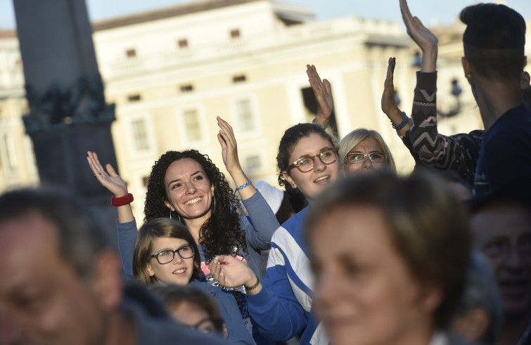 Vaticano, 3 ottobre: Veglia di preghiera in piazza San Pietro per l'apertura del Sinodo sulla famiglia