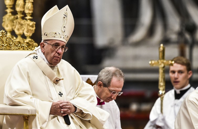 Vaticano, 27 dicembre 2015: Papa Francesco celebra la Messa per le famiglie