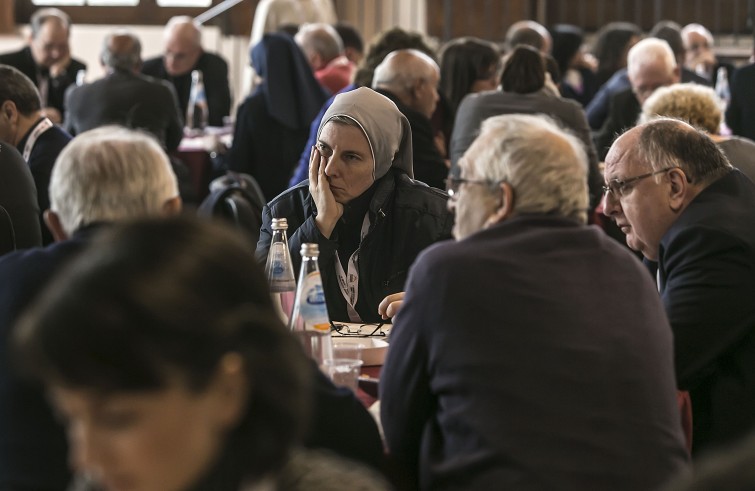 Firenze, 11 novembre 2015: i lavori nei  gruppi al Convegno Ecclesiale