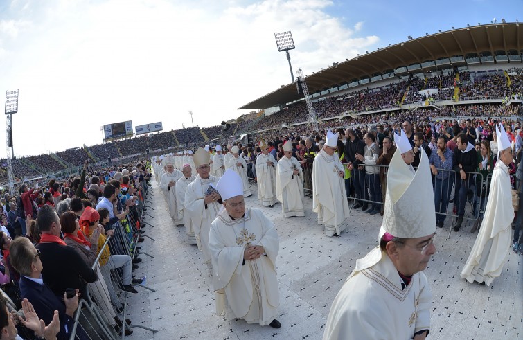 Firenze, 10 novembre 2015: visita Papa al Convegno di Firenze 2015