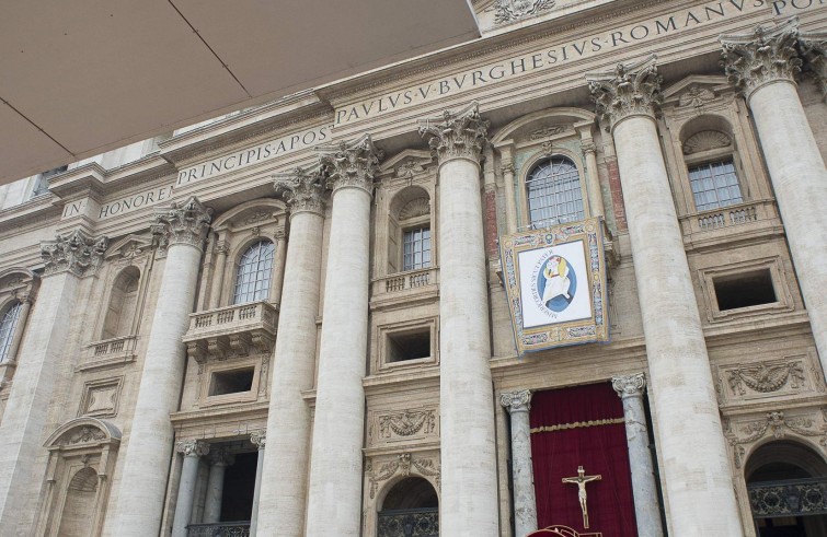 Vaticano, 8 dicembre 2015: Papa Francesco apre la Porta Santa nella basilica di San Pietro