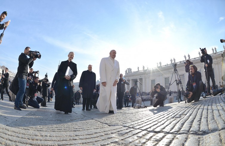 Udienza Papa Francesco 16 dicembre 2015