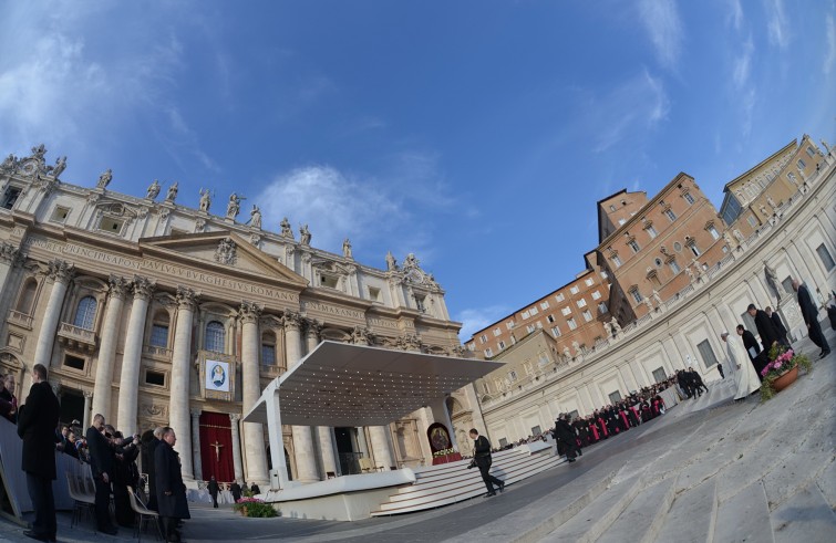 PapaUdienzaPiazzaSanPietro9dic2015_0661_resize