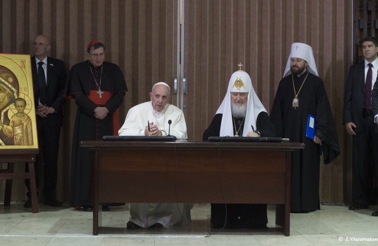 Lo storico incontro tra Papa Francesco e Patriarca Kirill (Cuba, 12 febbraio 2016)