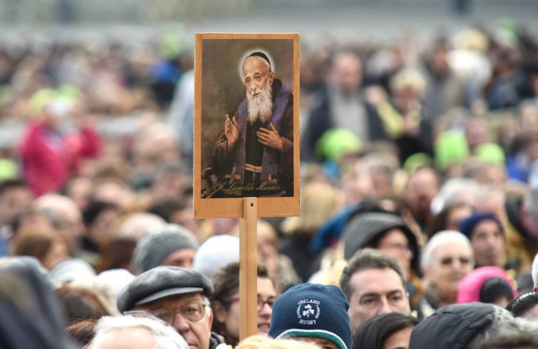 Piazza San Pietro, 10 febbraio2016: Udienza generale Papa Francesco