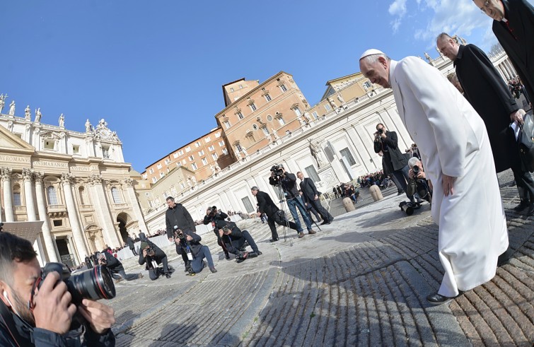 Piazza San Pietro, 10 febbraio2016: Udienza generale Papa Francesco