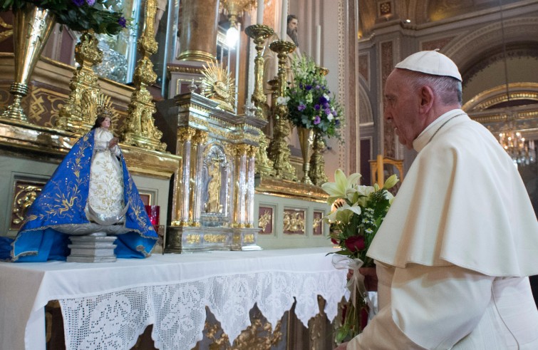 Papa Francesco visita la cattedrale di Morelia (Messico, 16 febbraio 2016)