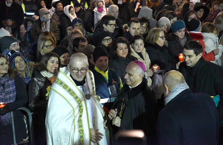 Roma, 4 febbraio 2016: San Leopoldo e San Pio nella chiesa San Salvatore in Lauro - Mons. Rino Fisichella e mons. Pietro Bongiovanni