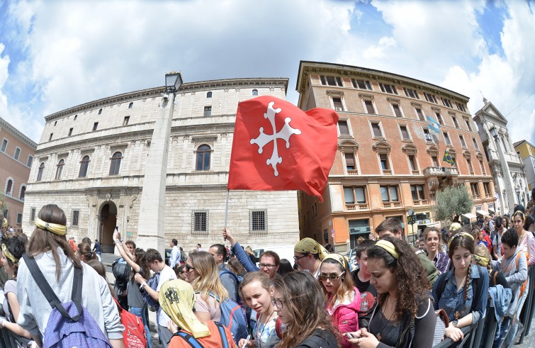 Vaticano, 23 aprile 2016: Giubileo dei Ragazzi - Giovani verso Piazza San Pietro