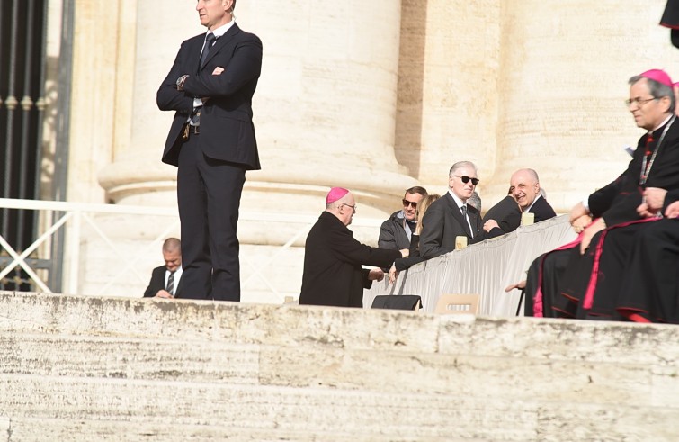 Piazza San Pietro, 9 aprile 2016: Udienza giubilare Papa Francesco - fisc