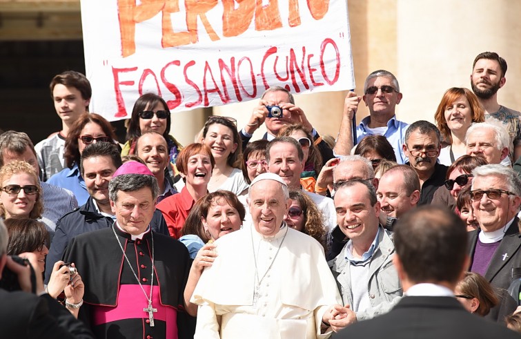 Piazza San Pietro, 6 aprile 2016: Udienza generale Papa Francesco