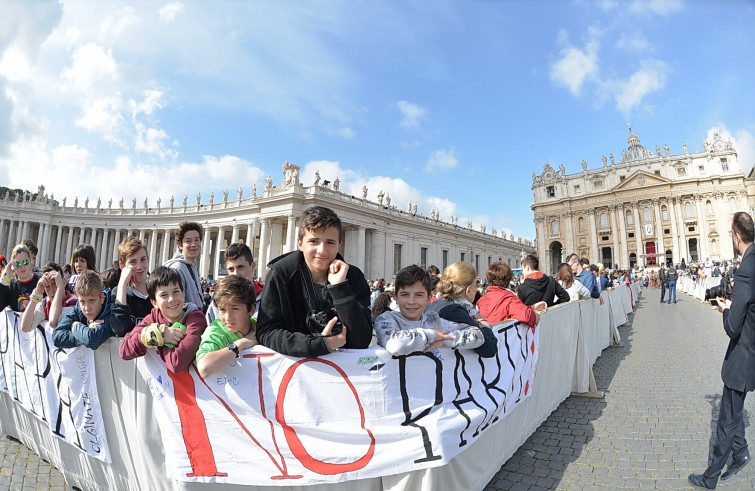 24 aprile 2016: Giubileo dei ragazzi messa con Papa Francesco in piazza San Pietro -