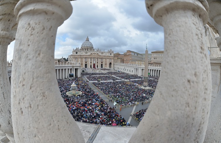 24 aprile 2016: Giubileo dei ragazzi messa con Papa Francesco in piazza San Pietro -