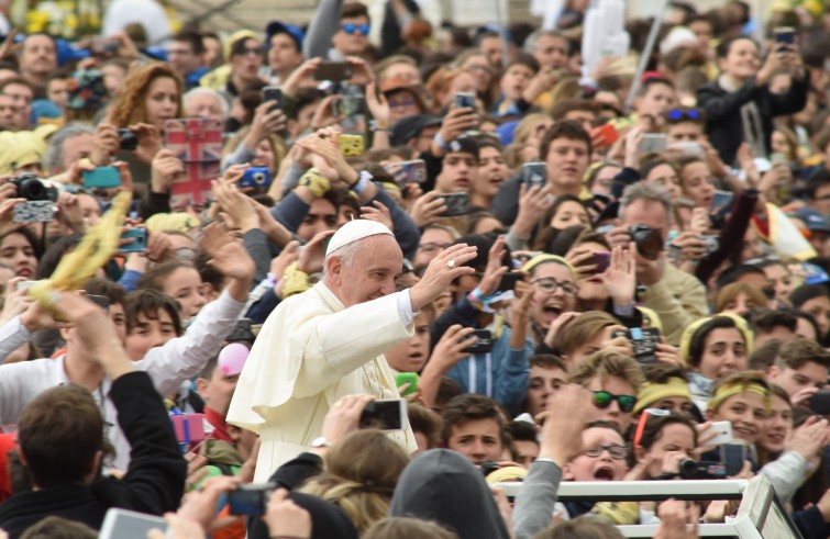 24 aprile 2016: Giubileo dei ragazzi messa con Papa Francesco in piazza San Pietro