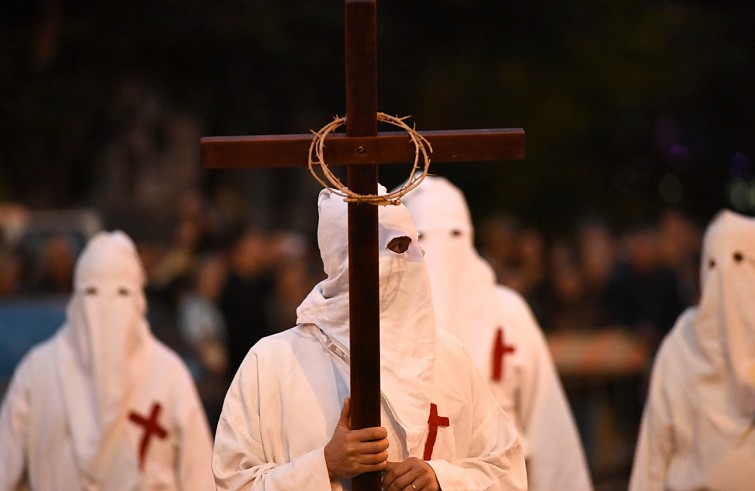 Roma, 26 maggio 2016: messa e processione del Corpus Domini - Confraternita incappucciati