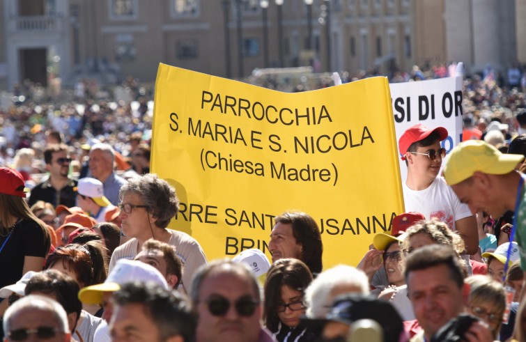 Piazza San Pietro, 18 giugno 2016: Udienza giubilare Papa Francesco - parrocchie Brindisi