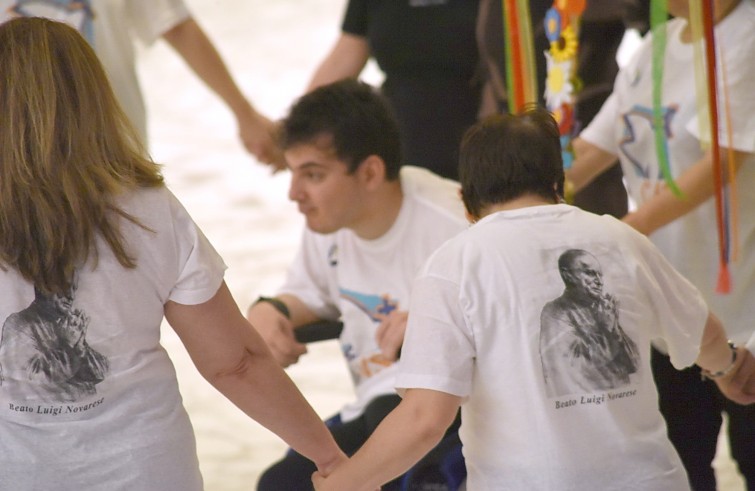 Aula Paolo VI, 11 gennaio 2016: convegno Cei per il 25° del Settore per la catechesi delle persone disabili - Teatro disabili