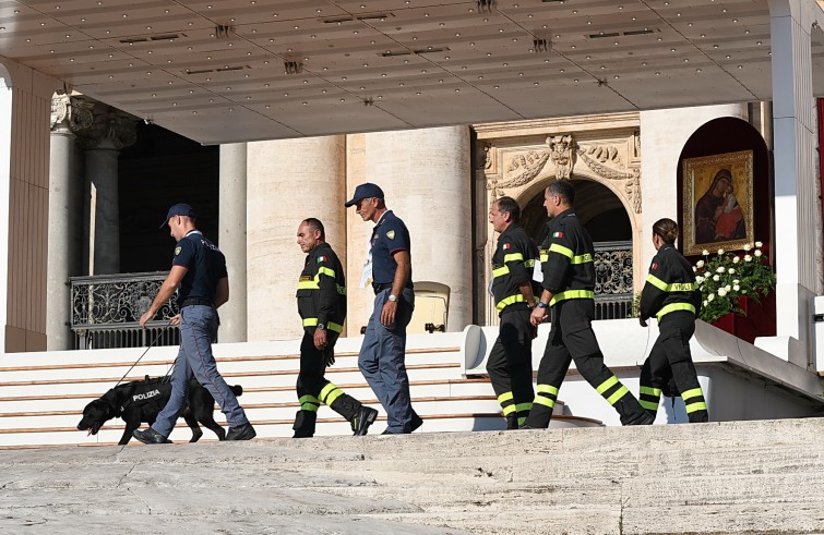 Piazza San Pietro, 3 settembre 2016: Giubileo operatori Misericordia - soccorritori terremoto