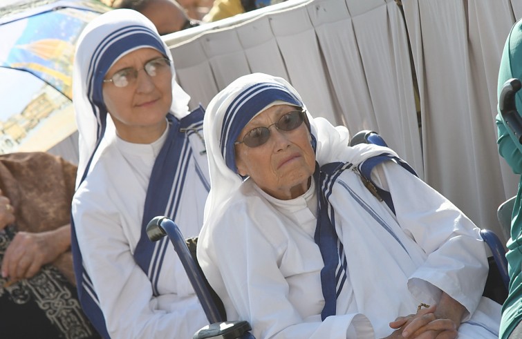 Piazza San Pietro, 3 settembre 2016: Giubileo operatori Misericordia - Missionarie della carità in carrozzina