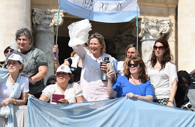 Piazza San Pietro, 14 settembre 2016: Udienza generale Papa Francesco - fedeli dall'Argentina