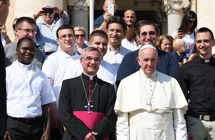 Piazza San Pietro, 14 settembre 2016: Udienza generale Papa Francesco - Papa Francesco con seminaristi