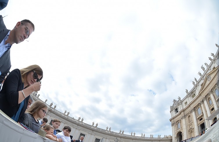 Piazza San Pietro, 21 settembre 2016: Udienza generale Papa Francesco - fedeli in piazza