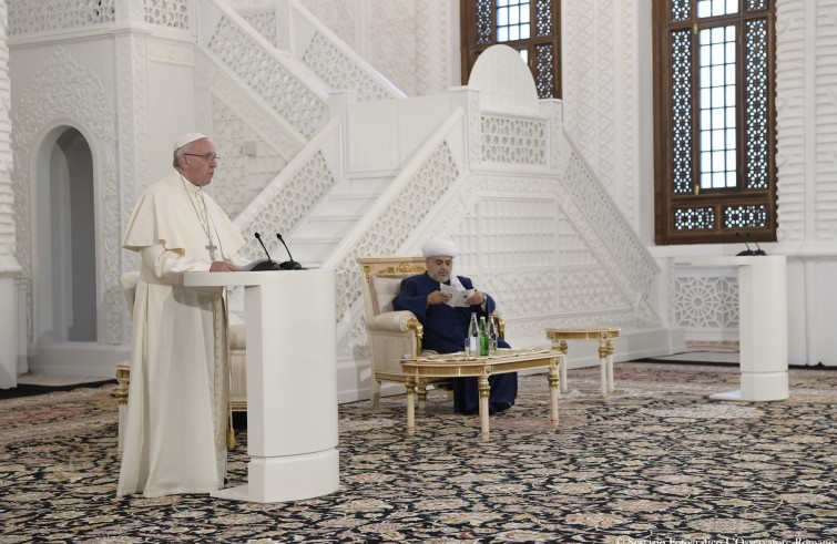 Papa Francesco incontra lo sceicco e i rappresentanti delle altre Comunità religiose dell’Azerbaijan (Baku, 2 ottobre 2016)