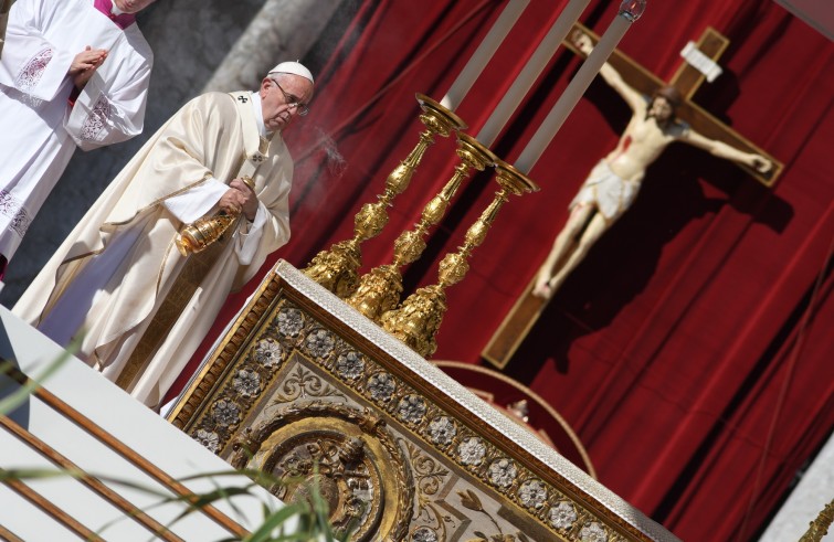 Vaticano, 16 ottobre 2016: Papa Francesco celebra la Messa con il rito di canonizzazione di 7 Beati