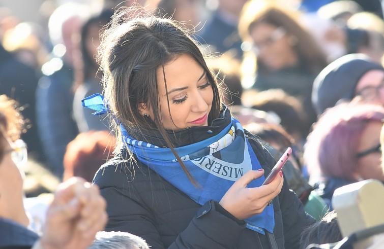 Piazza San Pietro, 22 ottobre 2016: Udienza giubilare Papa Francesco - Ragazza del Giubileo corali