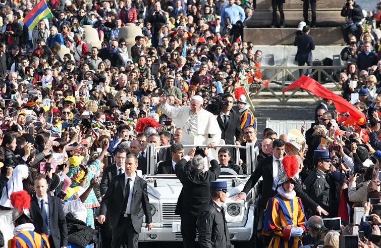 Vaticano, 20 novembre 2016: Papa Francesco celebra messa chiusura Porta Santa -