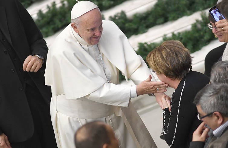 Aula Paolo VI, 7 dicembre 2016: Udienza generale Papa Francesco - saluto ai malati