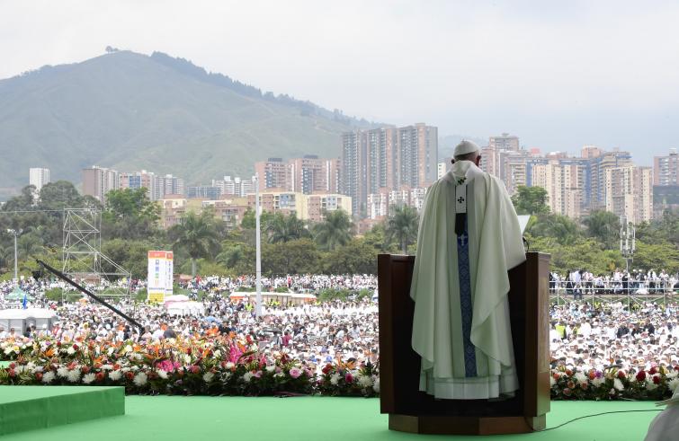 Santa Messa Medellin