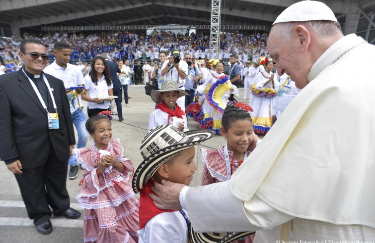 Viaggio Apostolico del Santo Padre In Colombia (6-11 settembre 2017) – 10-09-2017 Arrivo aeroporto Nunez di Cartagena