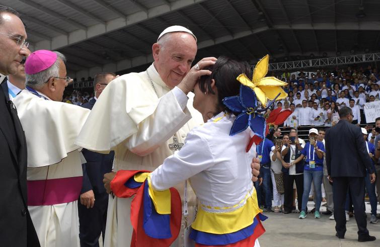 Viaggio Apostolico del Santo Padre In Colombia (6-11 settembre 2017) – 10-09-2017 Arrivo aeroporto Nunez di Cartagena