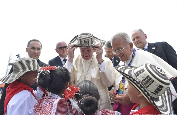 Viaggio Apostolico del Santo Padre In Colombia (6-11 settembre 2017) – 10-09-2017 Arrivo aeroporto Nunez di Cartagena