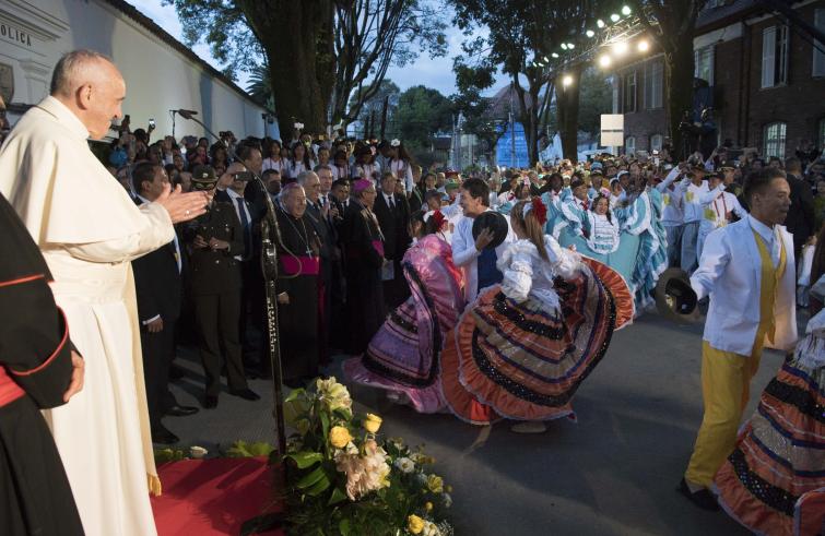 Bogotà, 6 settembre: l'arrivo di Papa Francesco in Colombia presso la Nunziatura