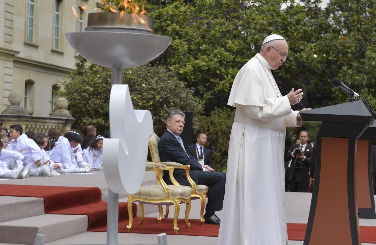 Bogotà, 7 settembre: Papa Francesco incontra le autorità